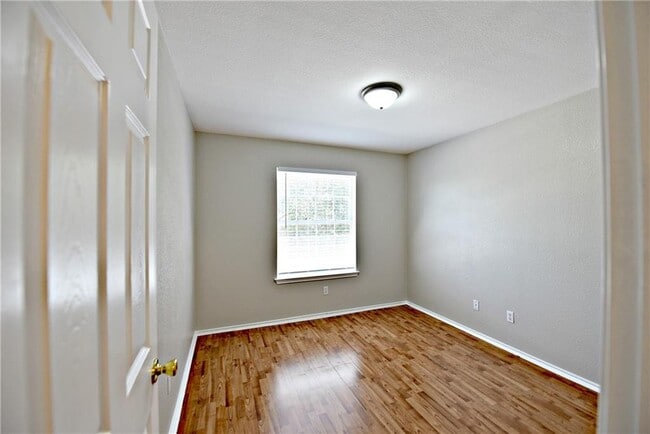 Building Photo - 9207 Brandts Wood St