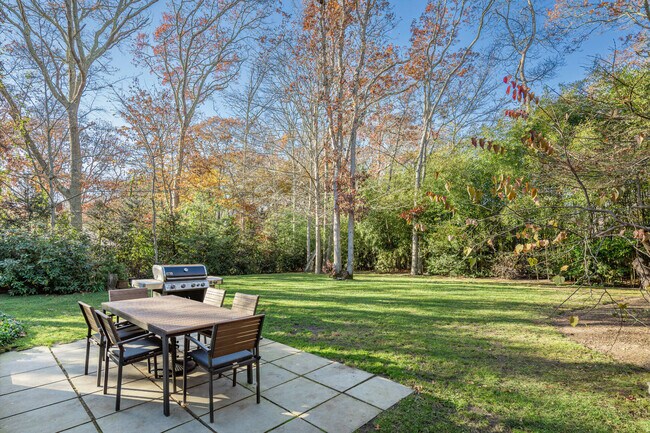 Building Photo - 93 Schellinger Rd