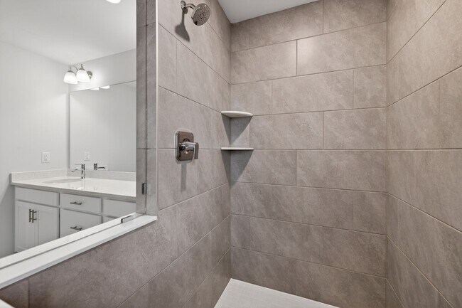 Building Photo - 462 Herringbone Wy