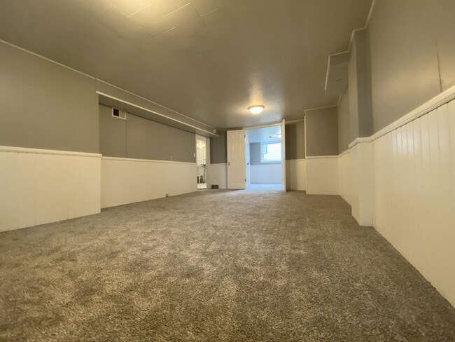 Building Photo - 1536 7th Ave NE