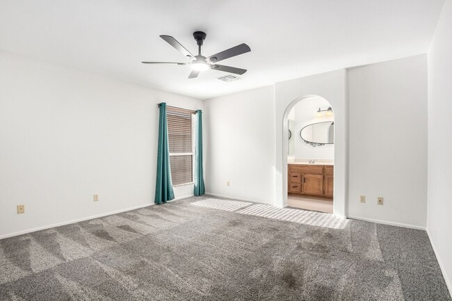 Building Photo - Sun Lakes long term Rental