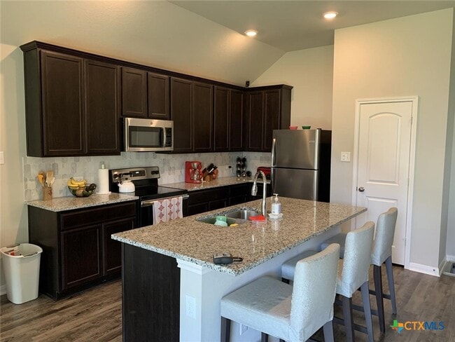 Building Photo - 1311 Kiskadee Branch Dr