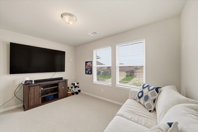 Building Photo - 21419 Waldenburg Pl