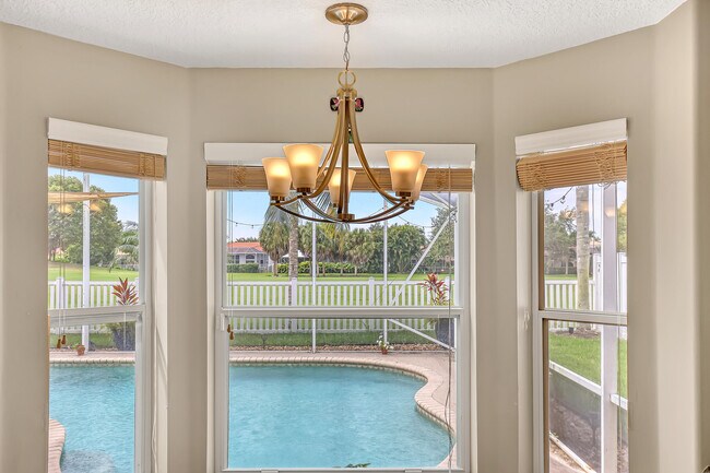 Building Photo - 6074 Las Colinas Cir