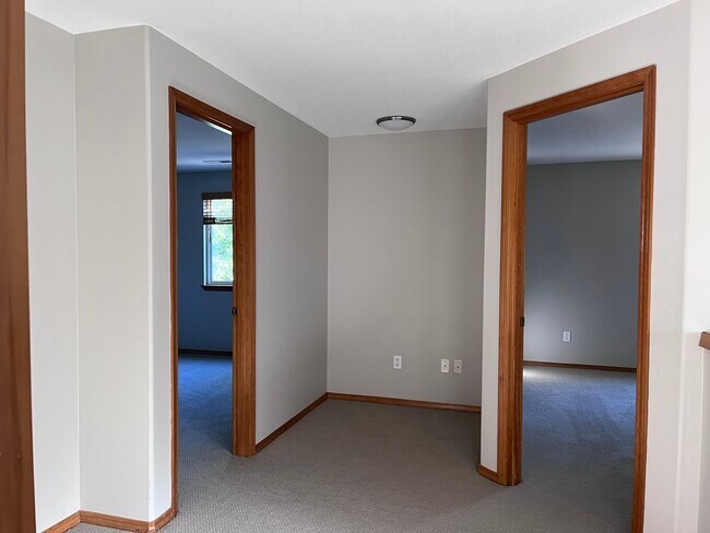 Building Photo - 17210 SE 21st St