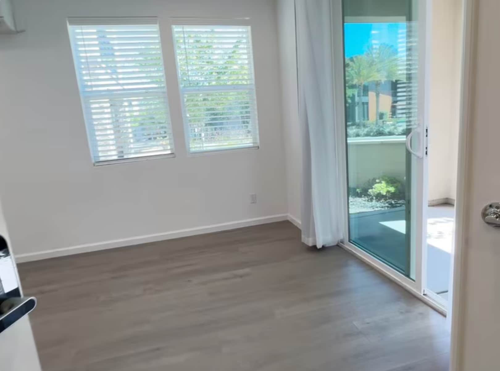 Building Photo - 5776 Sterling St