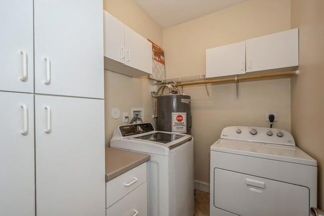 Building Photo - 5315 NW 126th Dr