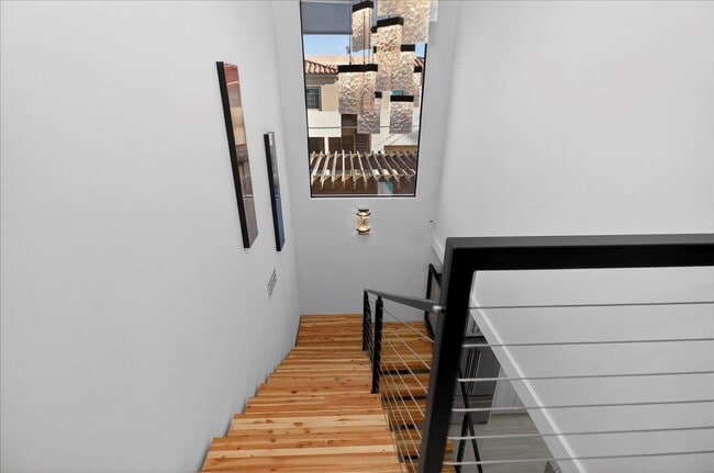 Building Photo - 51116 Avenida Mendoza