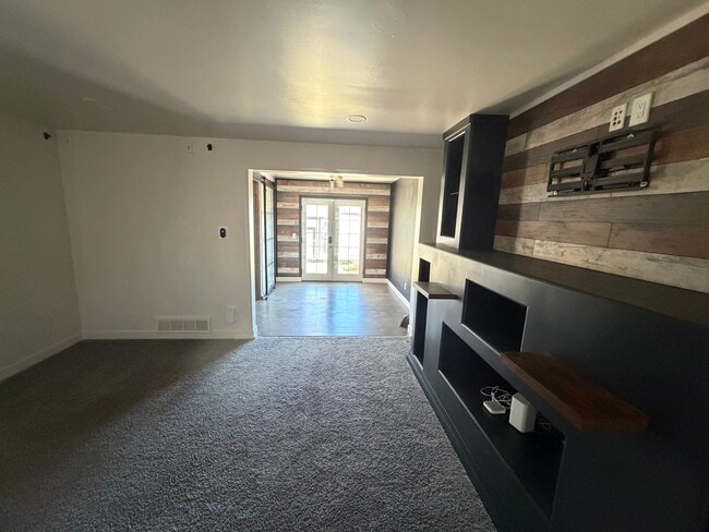 Building Photo - 6222 Alkire Ct