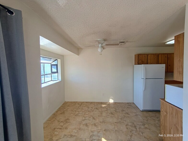 Building Photo - 6228 Ilanos Ln