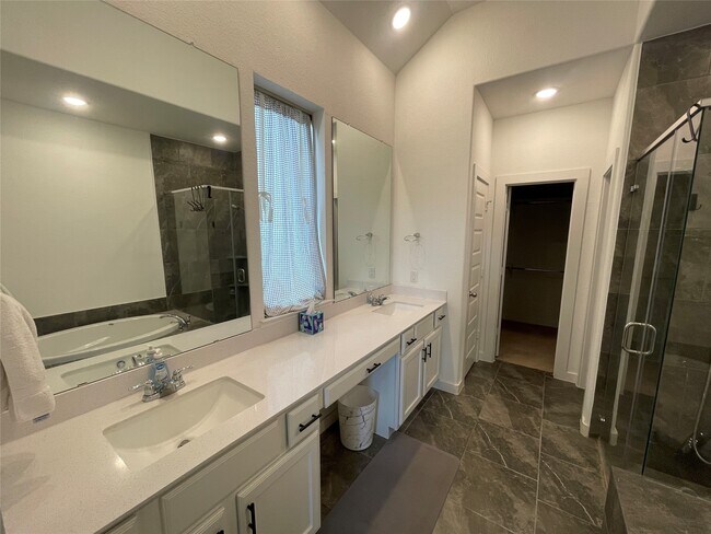 Building Photo - 3023 Dragonlet Ln