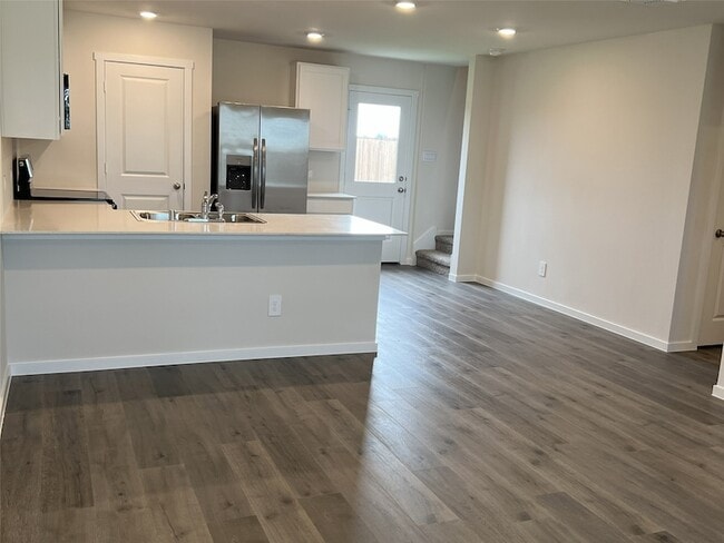 Building Photo - 4484 Bonney Ave