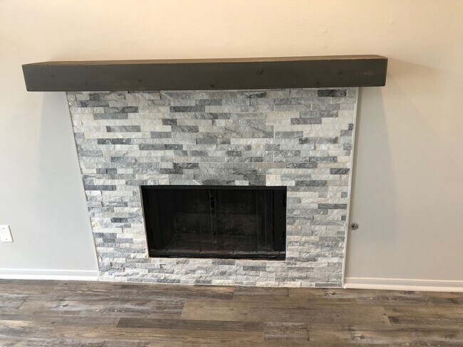 Building Photo - 4610 Plantation Creek Dr