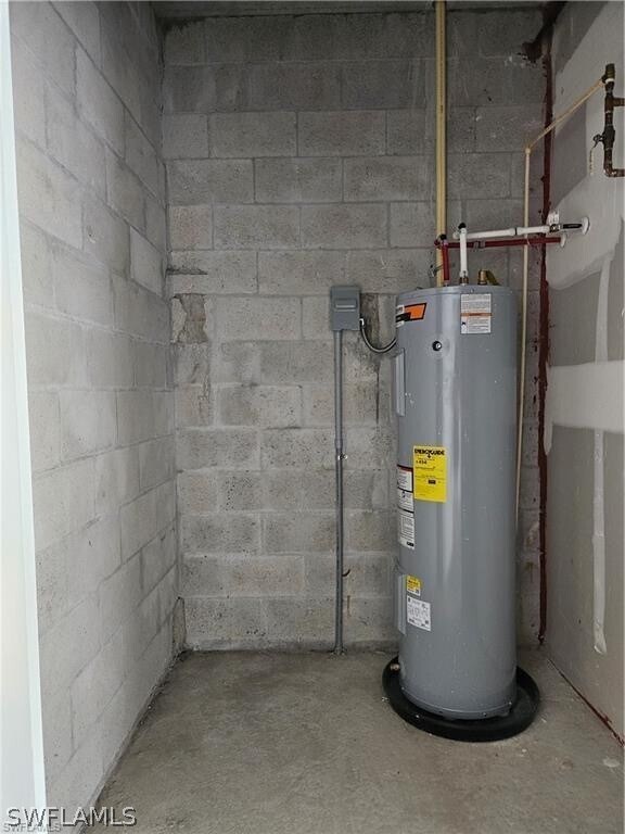 Building Photo - 5749 Double Eagle Cir