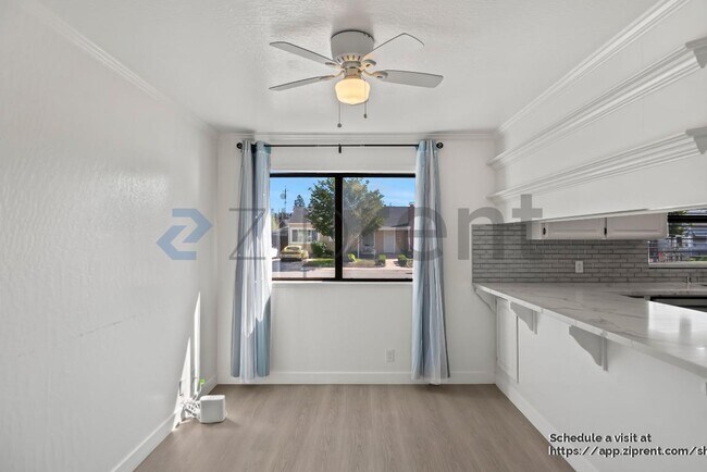 Building Photo - 21623 Baywood Ave