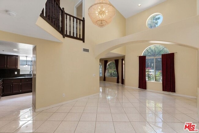 Building Photo - 68933 Risueno Rd