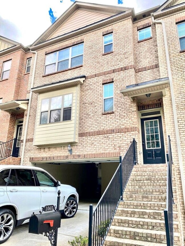 Building Photo - 1040 Jardin Ct
