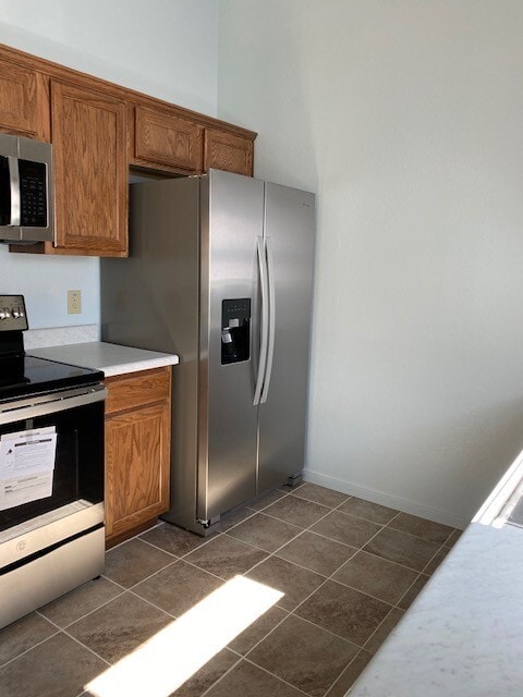 Building Photo - 305 Bronc Dr