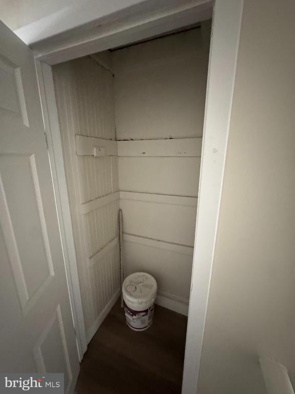 Building Photo - 620 Chestnut Ave