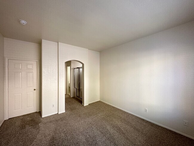 Building Photo - SANTA BARBARA AT SUMMERLIN
