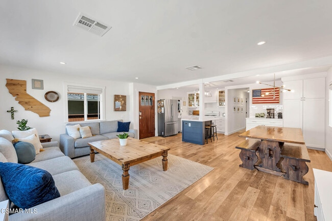 Building Photo - 30473 Mulholland Hwy