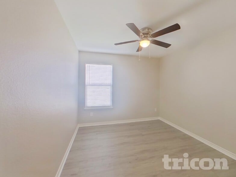 Building Photo - 125 Southwestern Dr