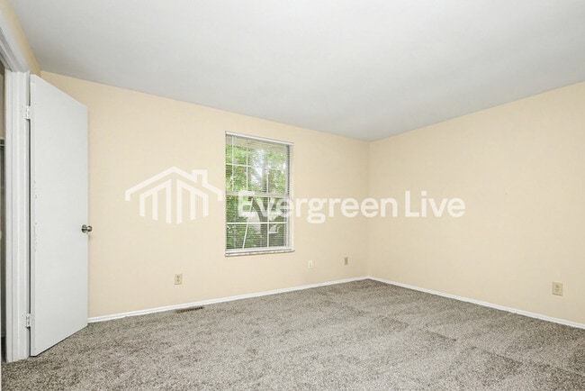 Building Photo - 8305 Mt Carmel St