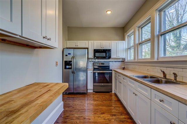 Building Photo - 1630 Patterson Ave SW