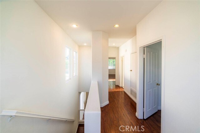 Building Photo - 37 Sagebrush