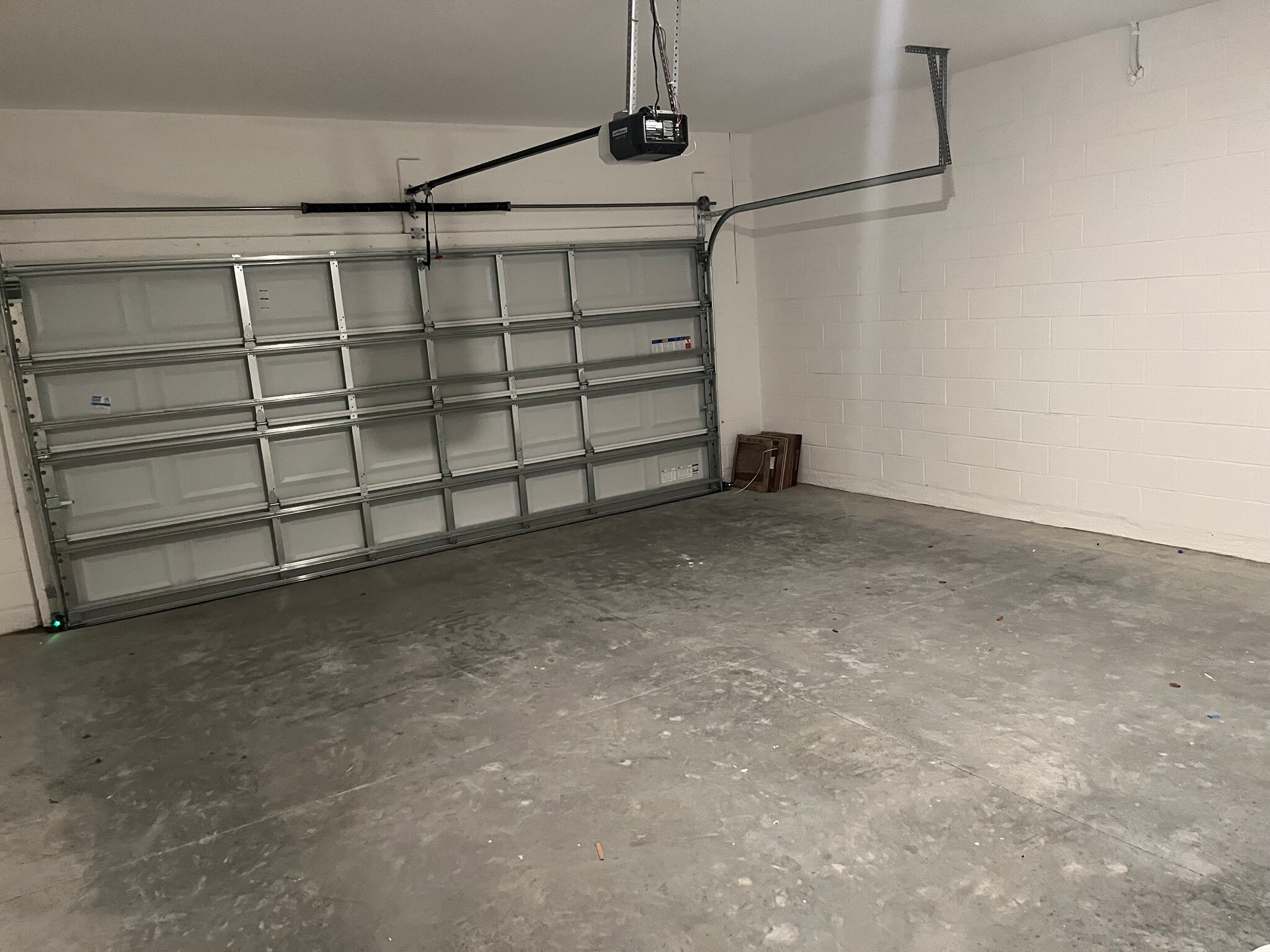 Building Photo - 801 Lemon Ave