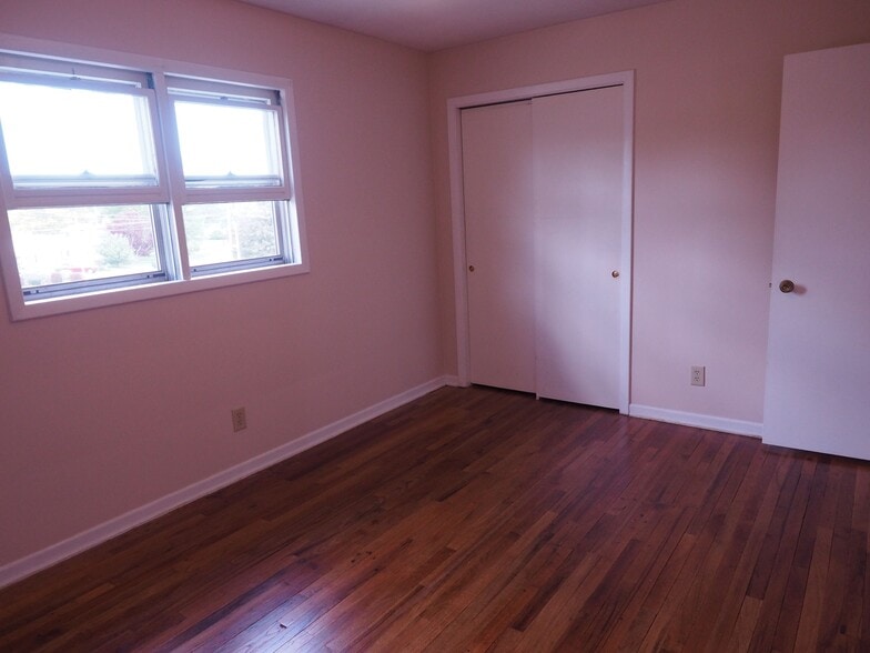 Building Photo - 4019 Rilling Ave