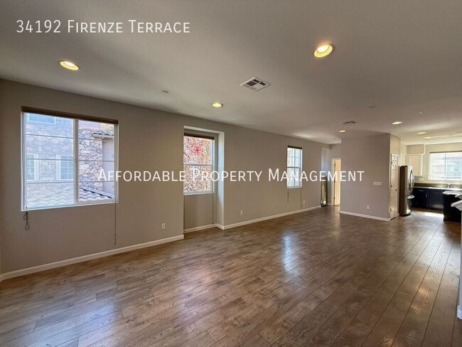 Building Photo - 34192 Firenze Terrace