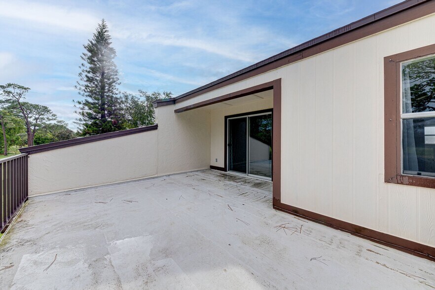 Building Photo - 1241 St Andrews Dr