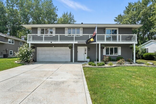 Building Photo - 1651 Deer Valley Rd