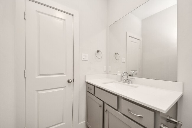 Building Photo - 3622 Griggs Rd