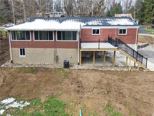 Building Photo - 2158 Reis Run Rd