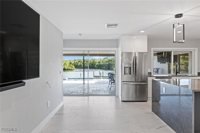 Building Photo - 432 Seaworthy Rd