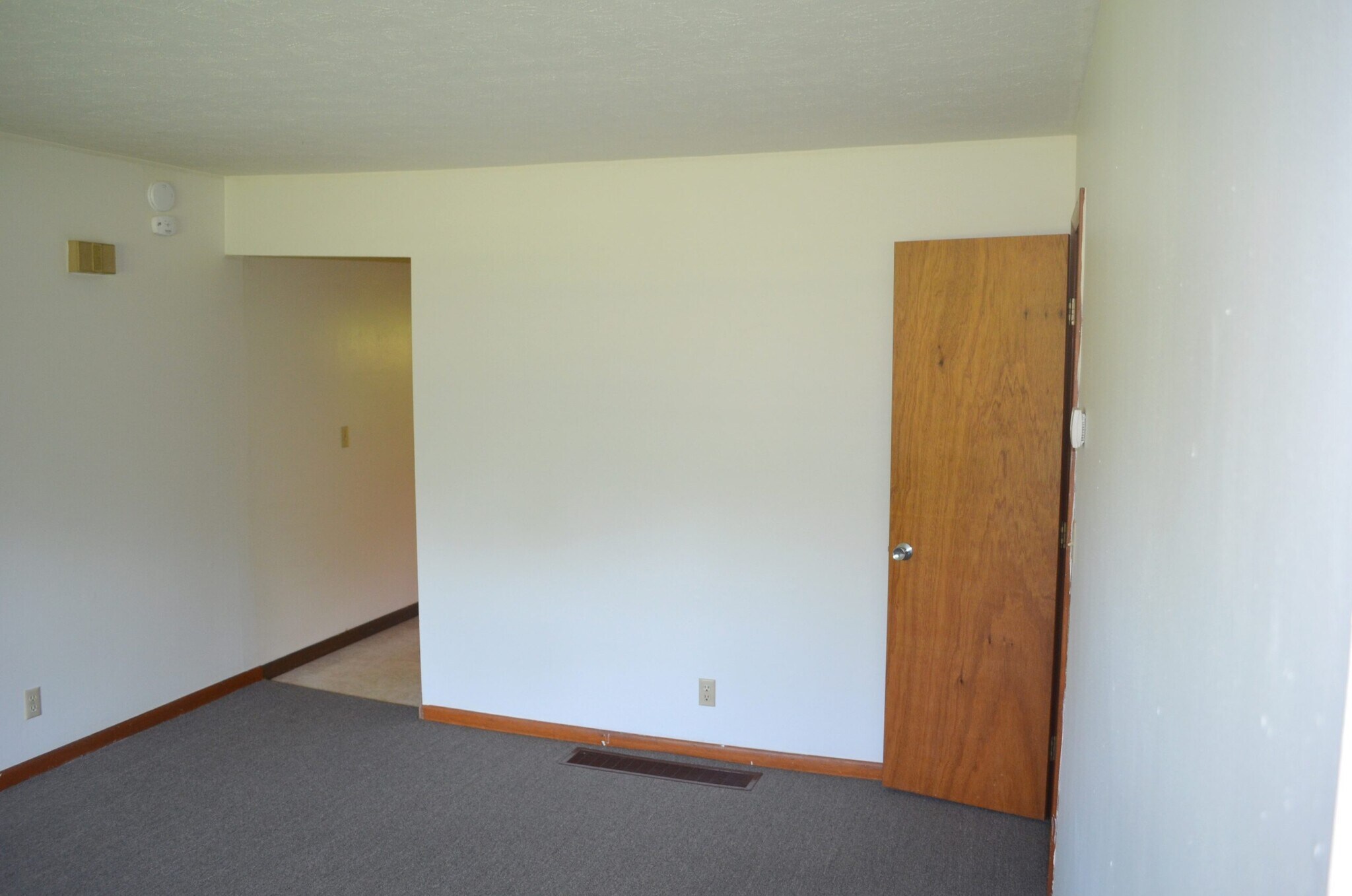 Building Photo - 6300 Ervin Rd