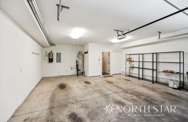 Building Photo - Stunning Renaissance at Peterkort Woods To...