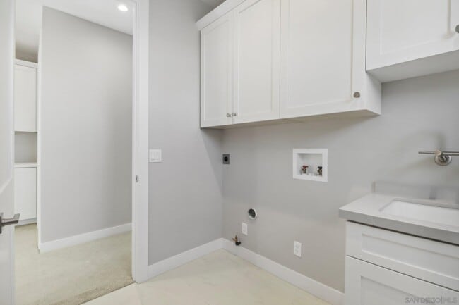 Building Photo - 2954 Copley Ave