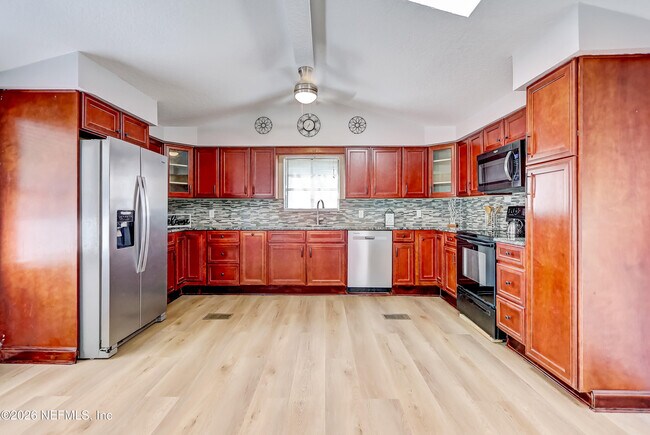 Building Photo - 11321 Deep Ln