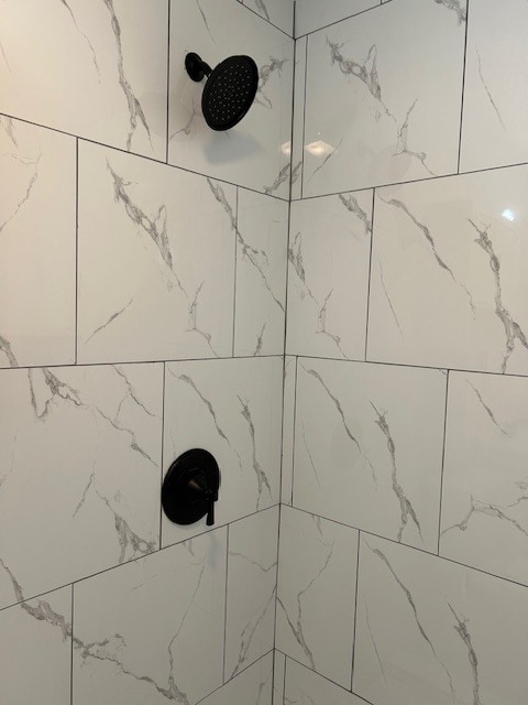 Building Photo - 718 Michelle Dr