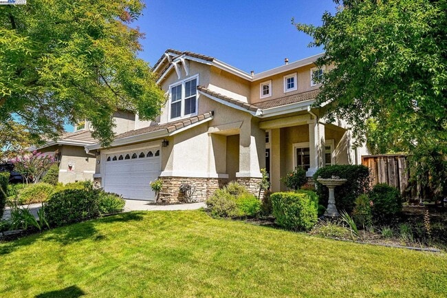 Building Photo - 166 Blackstone Dr