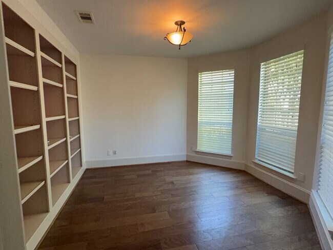 Building Photo - 20411 Prospect Canyon Ln