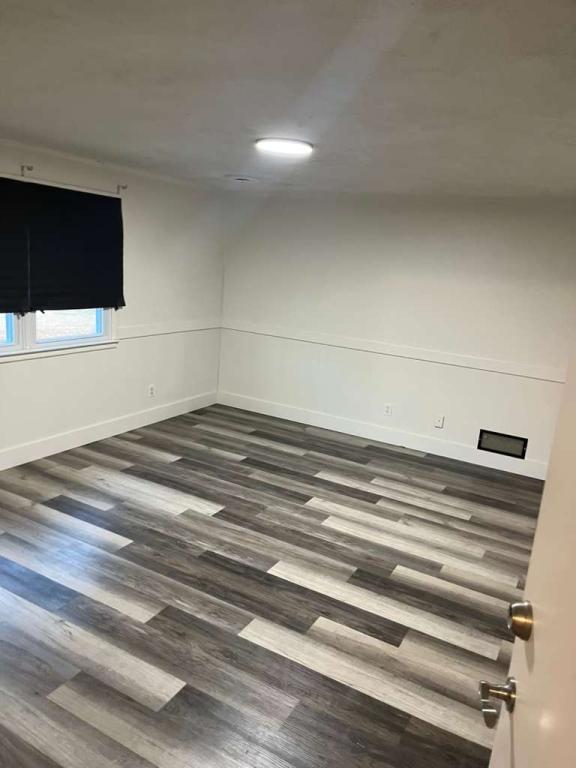 Building Photo - 510 Ellen Dr