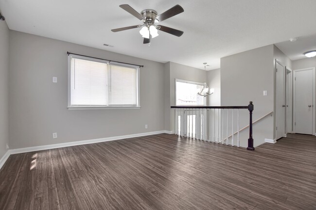 Building Photo - Pet Friendly Three Bedroom!