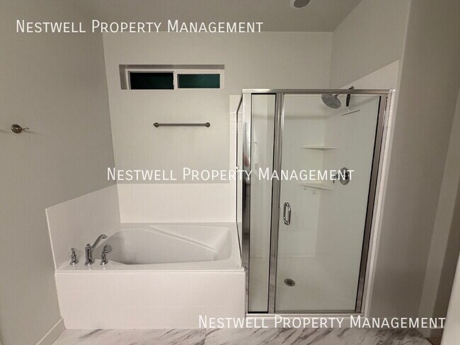 Building Photo - 3848 Safflower Dr