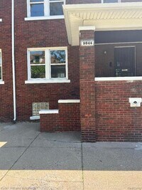 Building Photo - 9844 Woodrow Wilson St