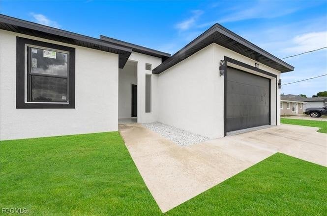 Building Photo - 134 Harold Ave S