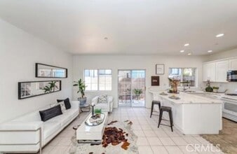 Building Photo - 7413 Western Bay Dr